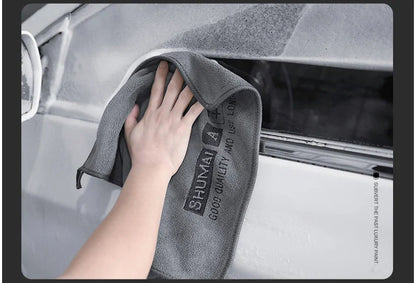 🧽 DetailMax UltraDry – Premium Microfibre Towel